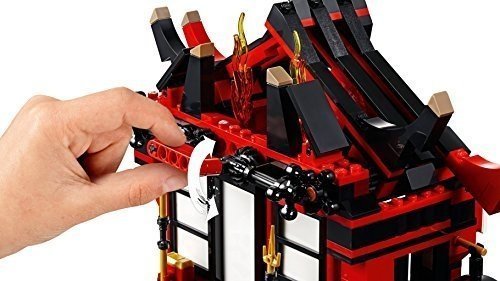 LEGO Ninjago 70643 - Tempel der Auferstehung, Bauspielzeug