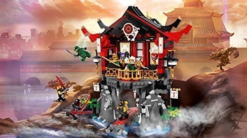 LEGO Ninjago 70643 - Tempel der Auferstehung, Bauspielzeug