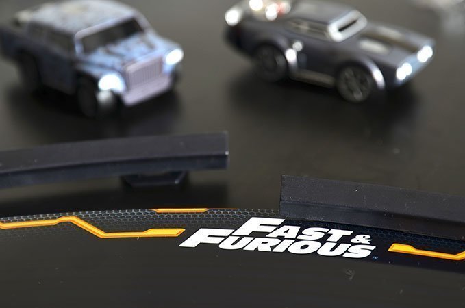 Die Streckenteile sind mit "Fast & Furious" geprägt – die Leitplanken sind schnell befestigt