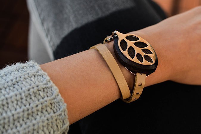 Die Kette hat eine angenehme Länge und lässt sich aufgrund ihrer Schlichtheit zu vielen Outfits kombinieren.