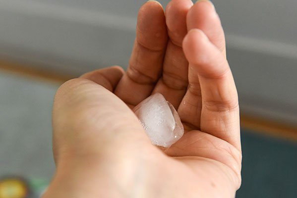 Fatale Angriffe warten! Lassen Sie den Eiswürfel nicht in der Hand schmelzen...