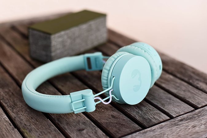 Seid auf jeder Feier gut vorbereitet. Noch Meter entfernt flutet die Rockbox mehrere Räume mit Musik. Für Einzelgänger oder Genießer sind die Kopfhörer ein echter Glücksgriff.