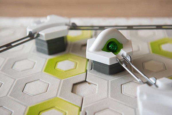 Das spannende Spiel für Jung und Alt ist ein tolles Erlebnis und weckt den Entdecker in dir!