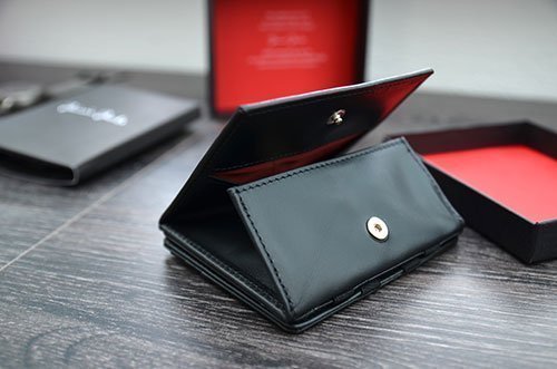 Der Jaimie Jacobs Flap Boy wirkt hochwertig