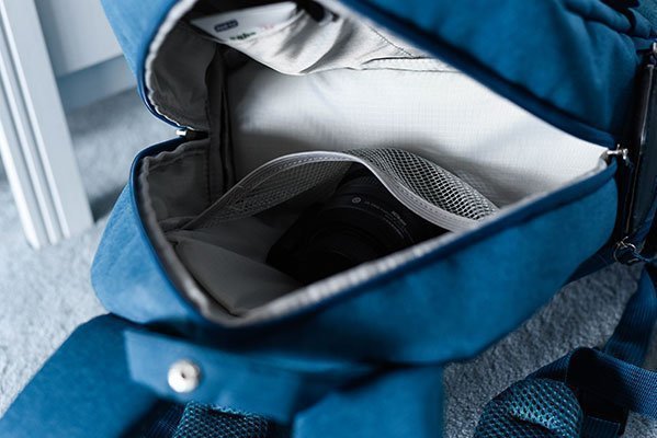 Kaum zu glauben, wie viel Platz der kleine Rucksack bietet. Das macht ihn zu einer tollen Geschenkidee.