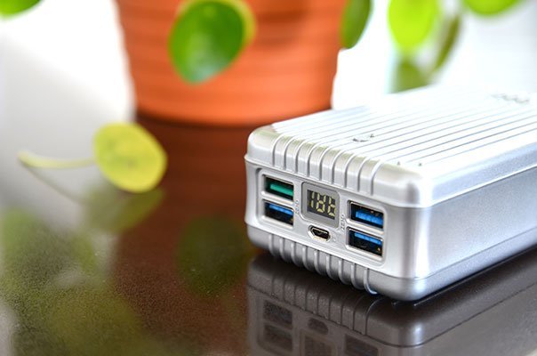 Insgesamt fasst die Zendure A8 26.800 mAh
