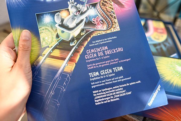 Die Bedienungsanleitung bietet eine kleine Stütze bei den ersten Spielzügen.