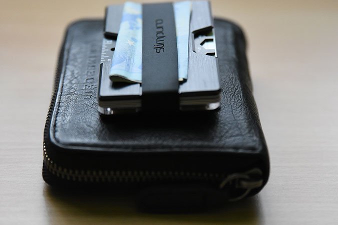 klein und kompakt – das Kreditkartenetui von Slimpuro