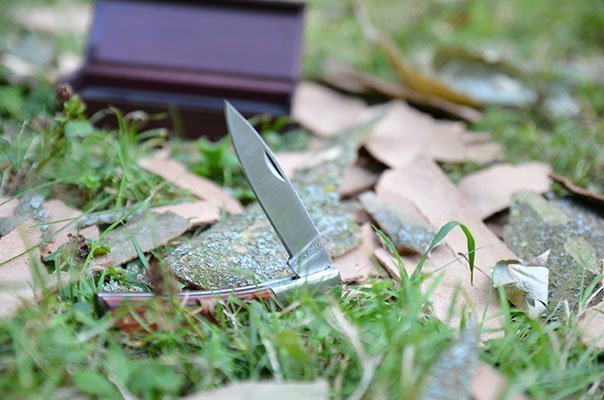 Taschenmesser für Abenteurer und Outdoor-Fans