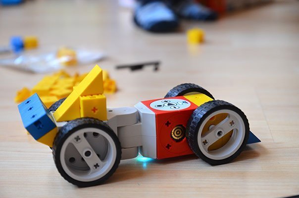 Der Tinkerbots Racer war der Favorit beim Spielen