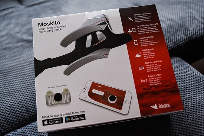 Hier kann man einen ersten Blick auf den Flieger werfen.