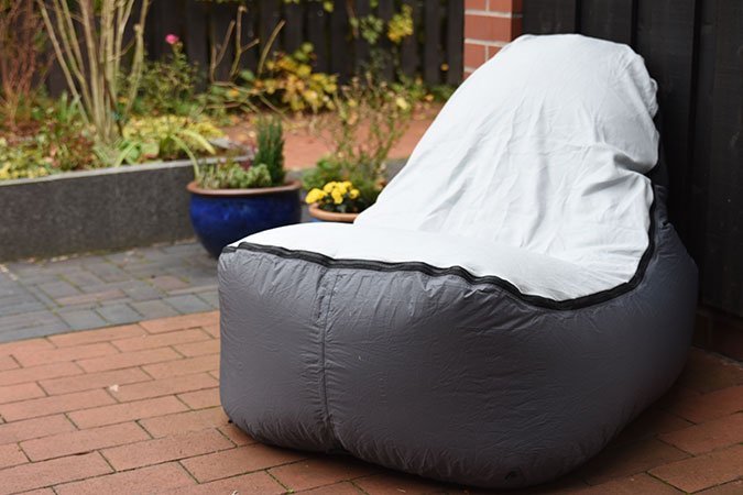 Ideal für Sitzpausen im Freien – der Trono Loungesessel